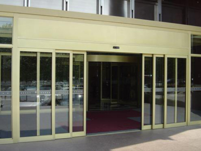 تعمیر و نگهداری درب‌های اتوماتیک چشم سوم